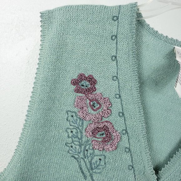 Koret Women's Sea Foam Green Button Floral Embroidered Beaded Knit Sweater Vest - Picture 3 of 12